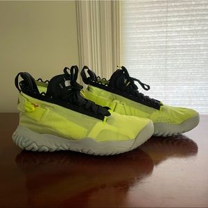 Jordan proto- react (worn once)
